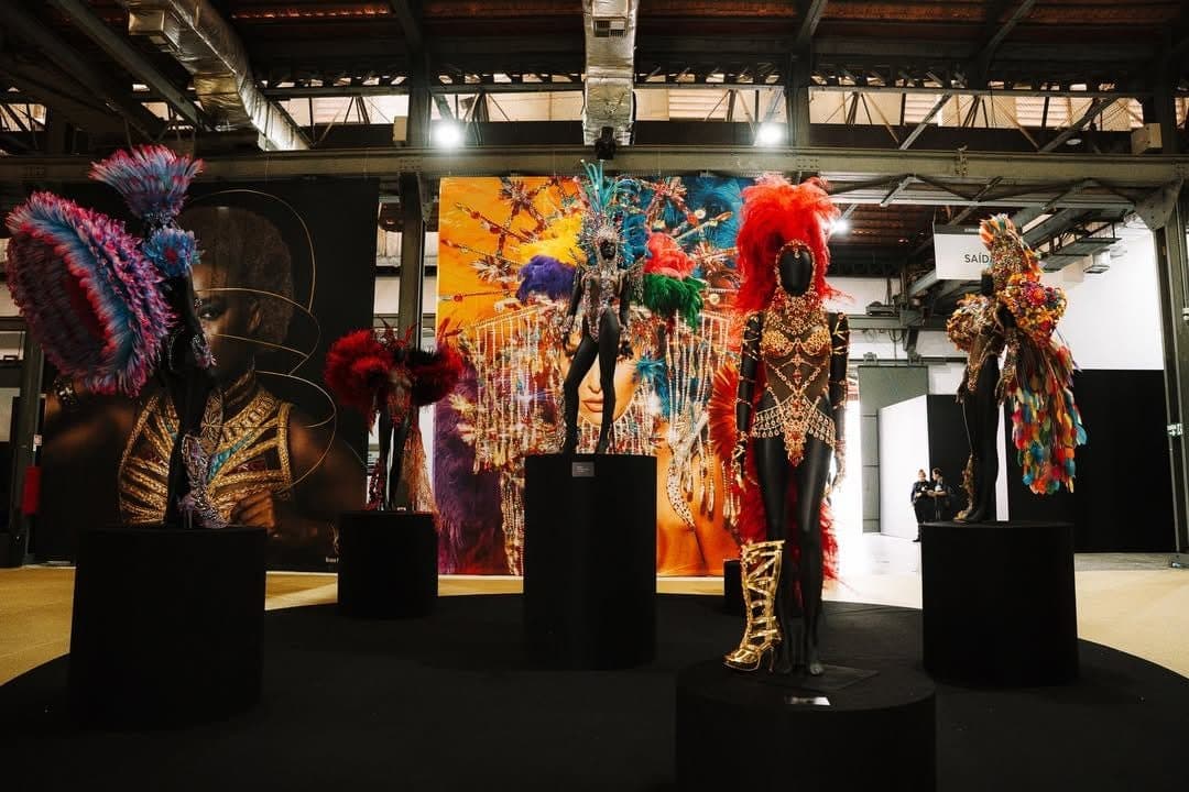 Exposição Alta Costura no Carnaval no RFW 2026